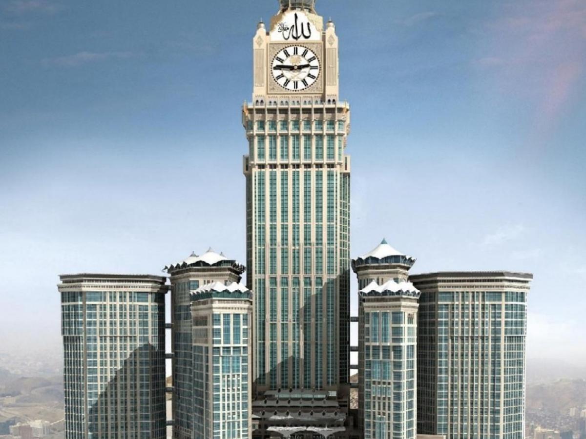 Witness true royalty at the Makkah Clock Royal Tower, a Fairmont Hotel
